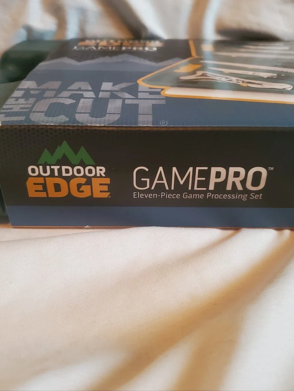 Outdoor Edge GamePro 11-Piece Game Processing Knife Set Hard Plastic Case, New